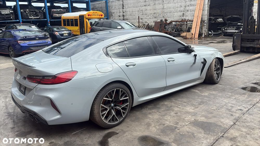 BMW M8 Competition - 10