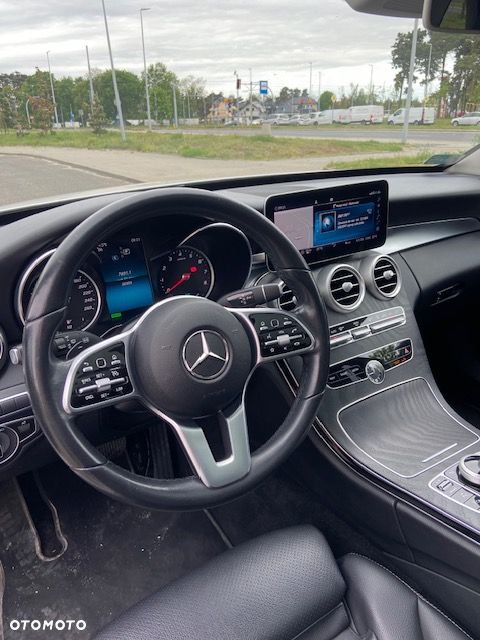 Mercedes-Benz Klasa C 200 4Matic 9G-TRONIC Night Edition - 10