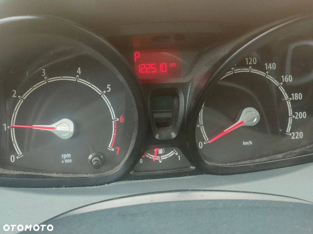 Ford Fiesta - 5