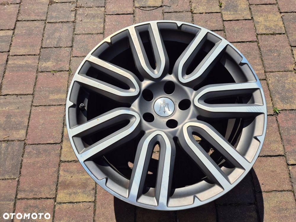 felgi aluminiowe alufelgi maserati ghibli - 2