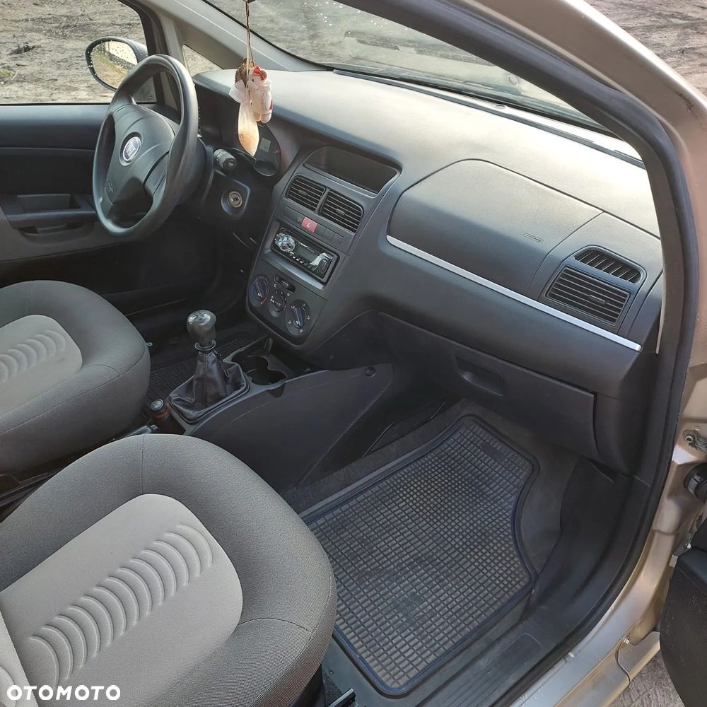 Fiat Linea 1.4 Active - 10