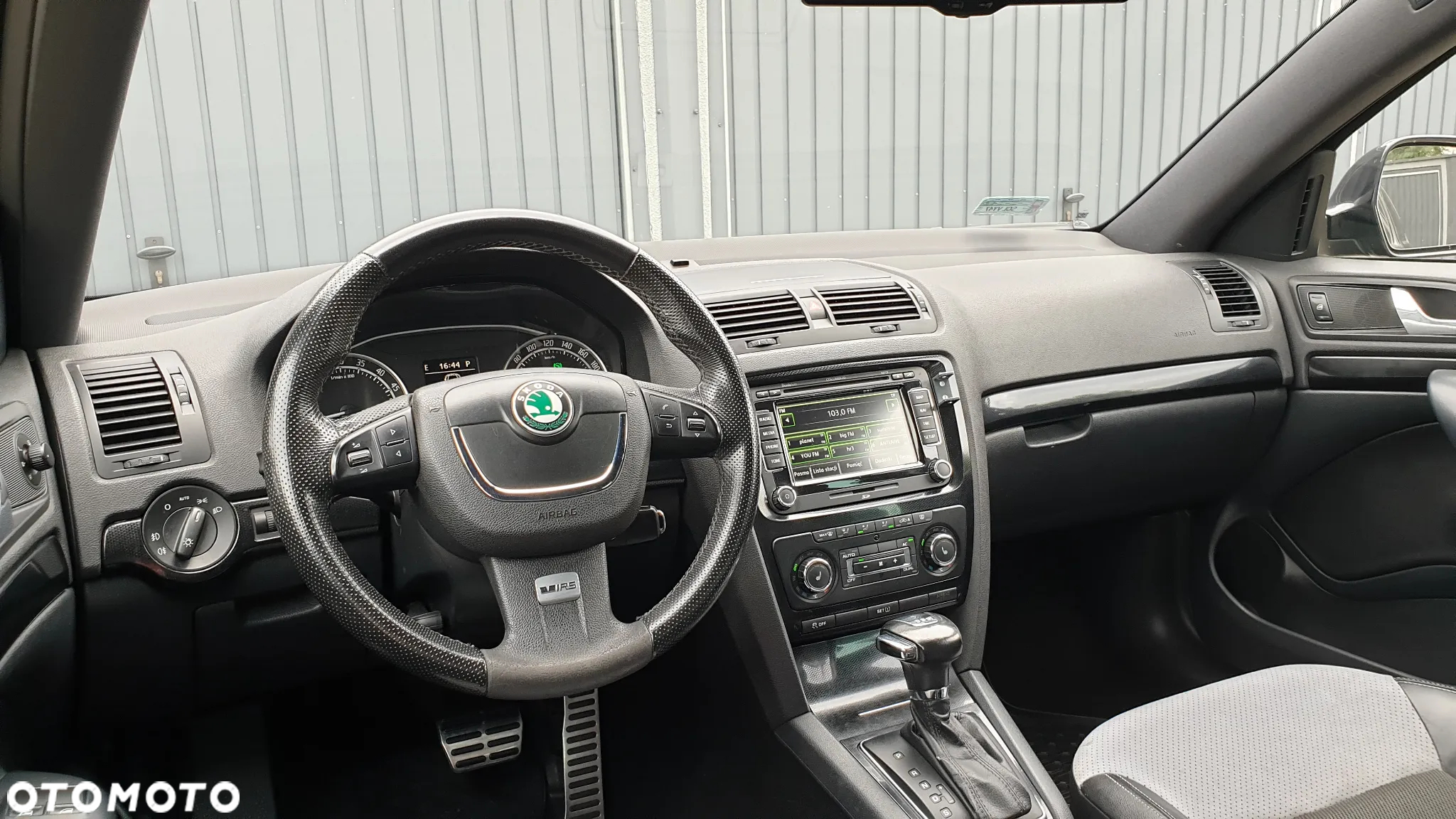 Skoda Octavia Combi 2.0 TDI DPF DSG RS - 14