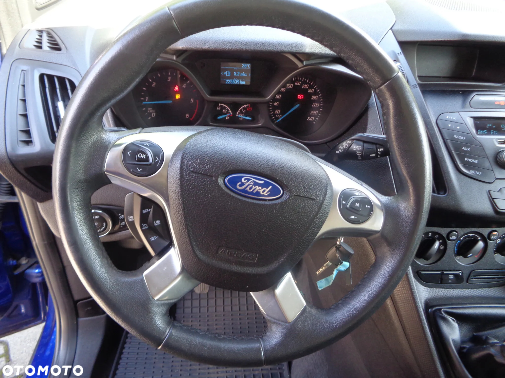 Ford Tourneo Connect 1.6 TDCi Titanium - 11