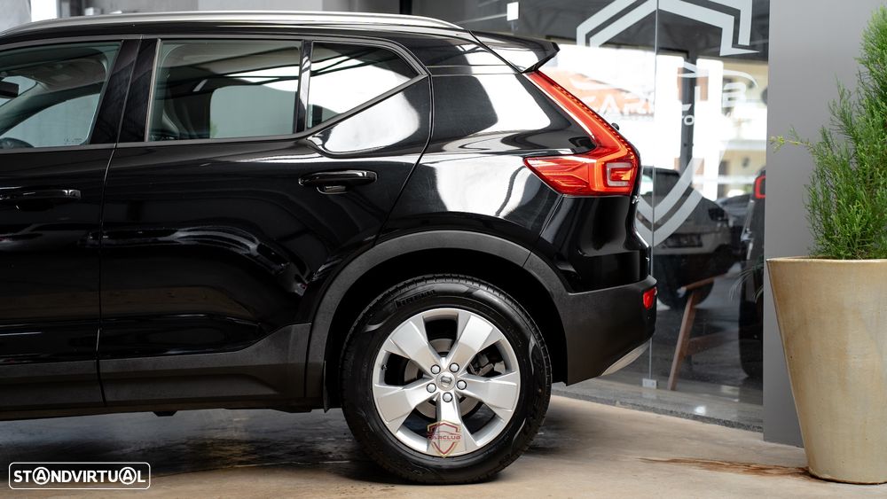 Volvo XC 40 2.0 D3 Momentum Geartronic - 8