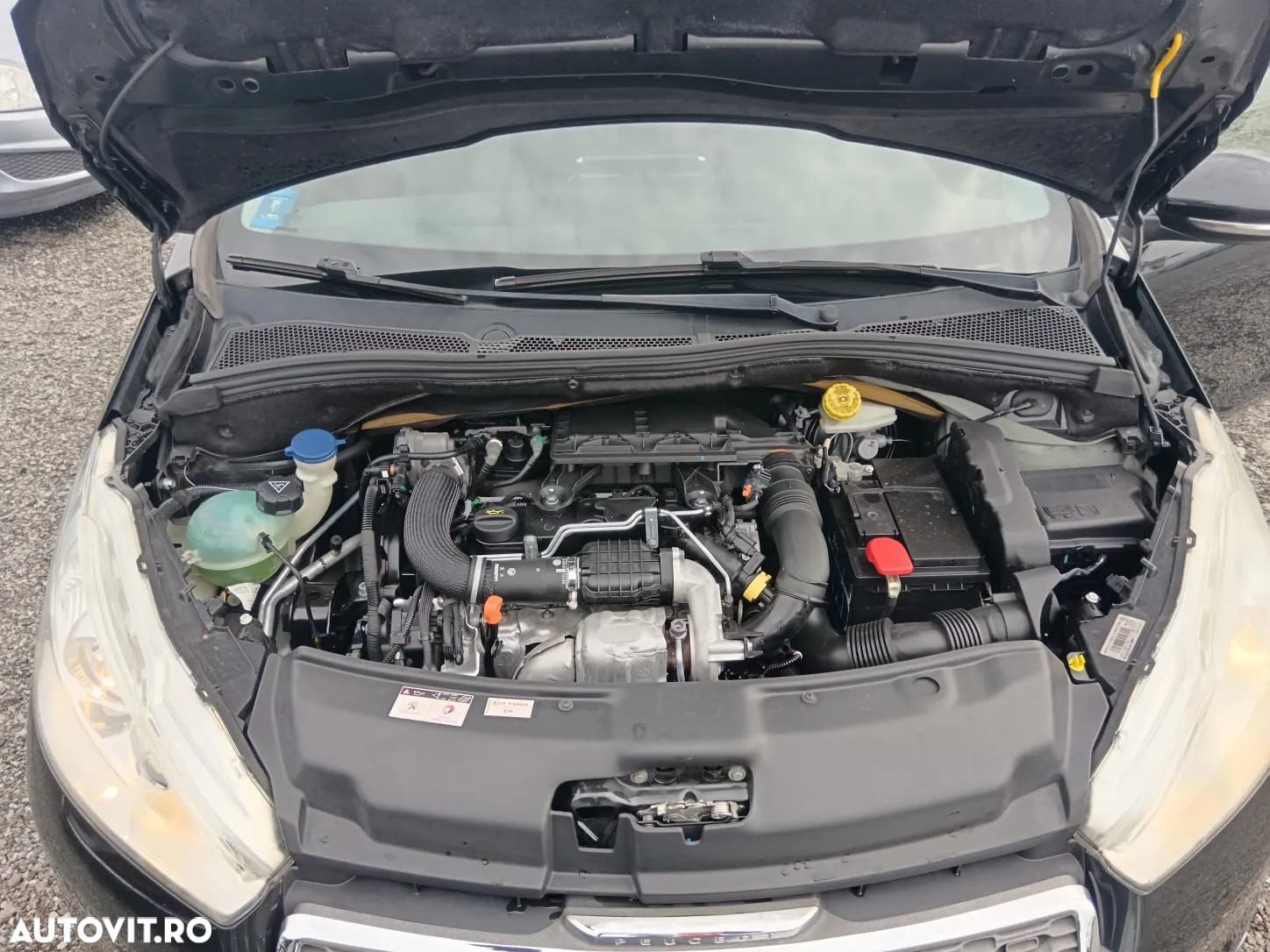 Peugeot 208 1.4 HDi FAP Style - 11