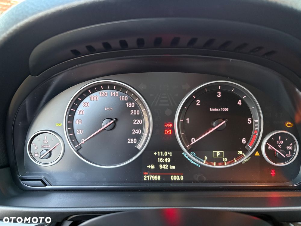 BMW Seria 5 525d - 19