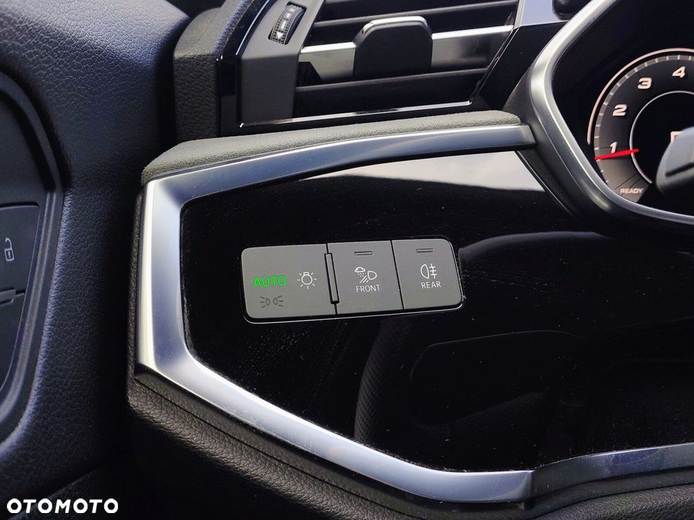 Audi Q3 40 TFSI Quattro S-Line S tronic - 17