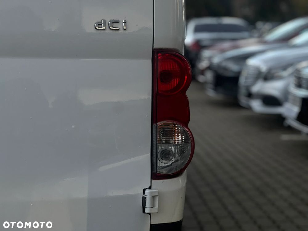 Nissan NV200 - 14