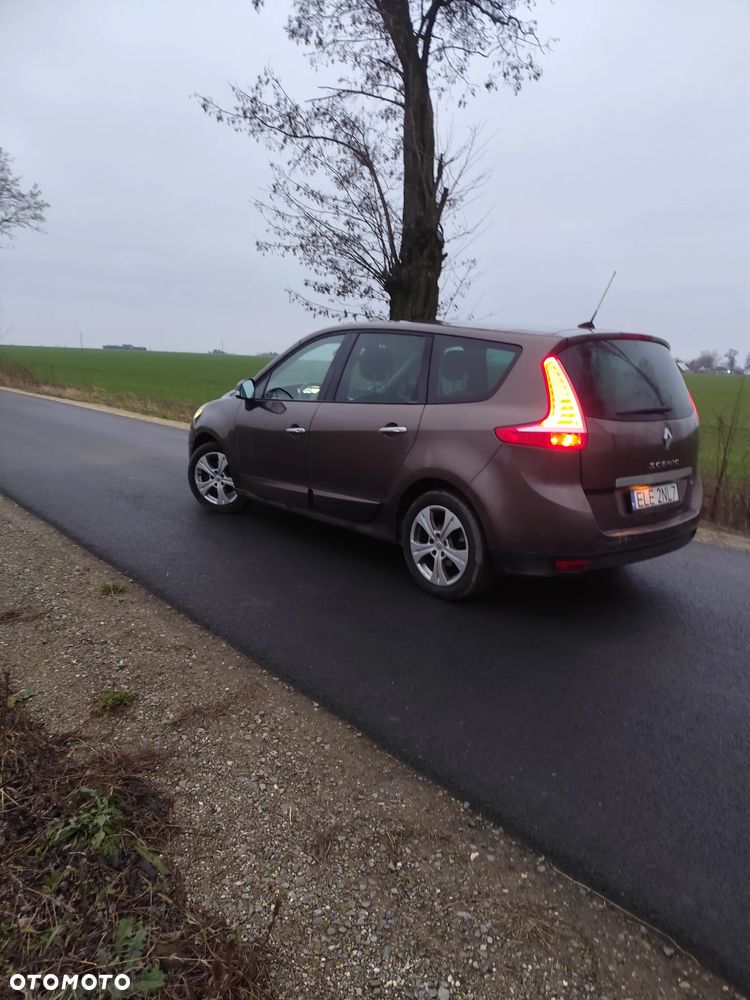 Renault Grand Scenic TCe 130 Bose Edition - 36
