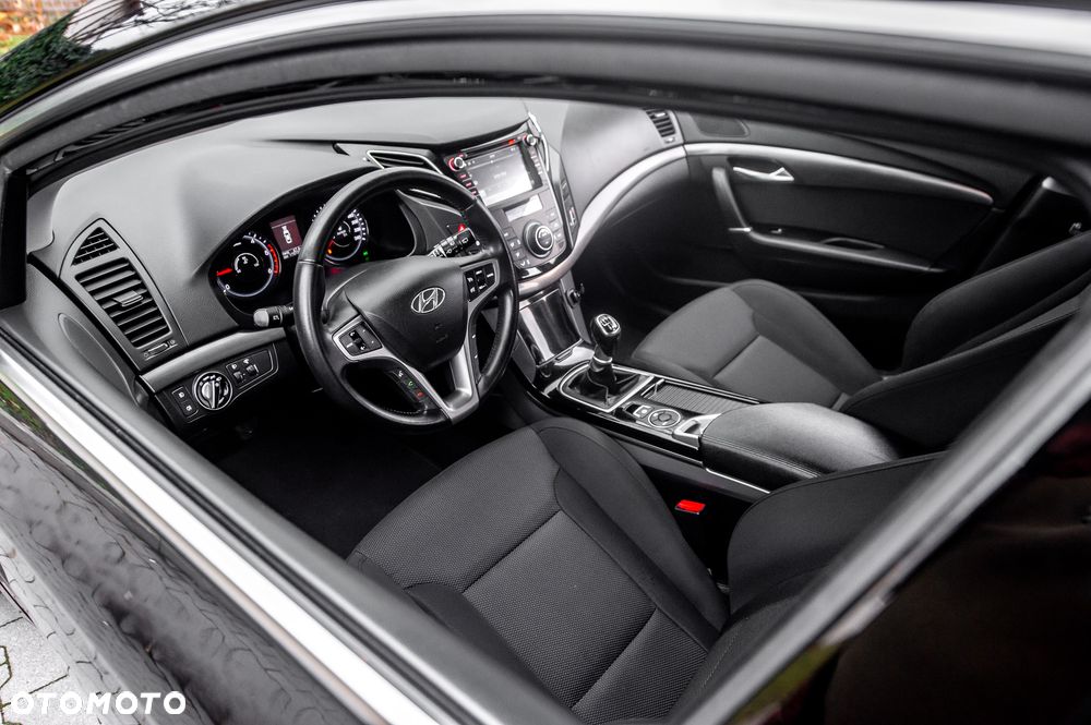 Hyundai i40 1.7 CRDi Premium - 18