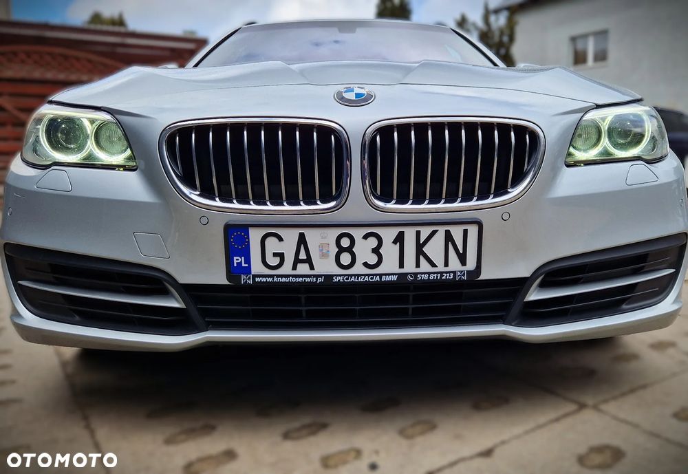 BMW Seria 5 525d - 16
