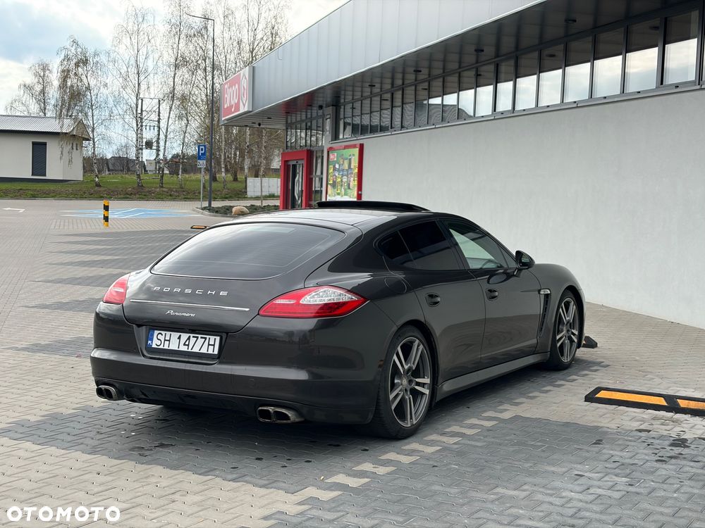 Porsche Panamera Diesel - 8