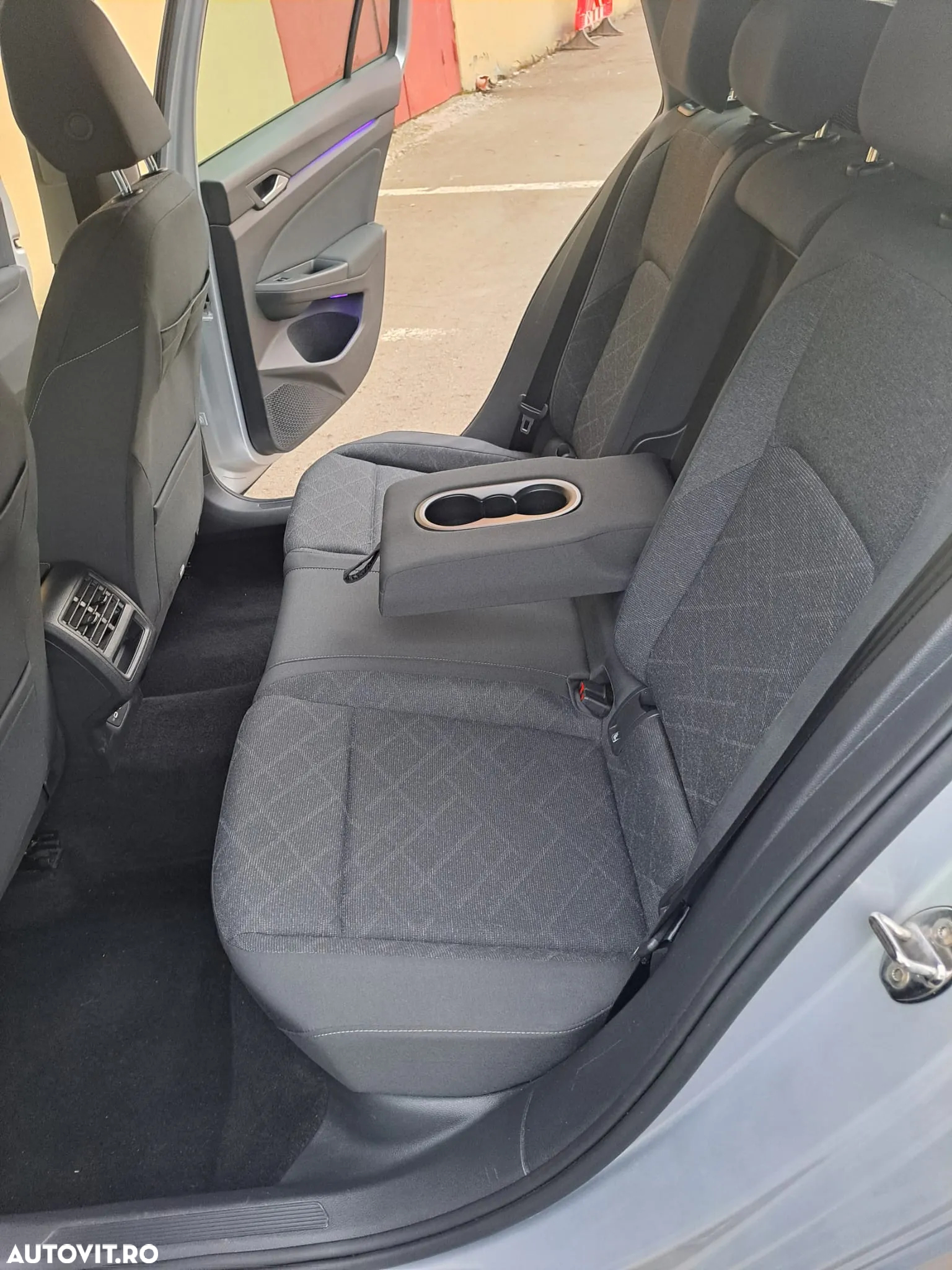 Volkswagen Golf Variant 2.0 TDI 116CP Life - 17