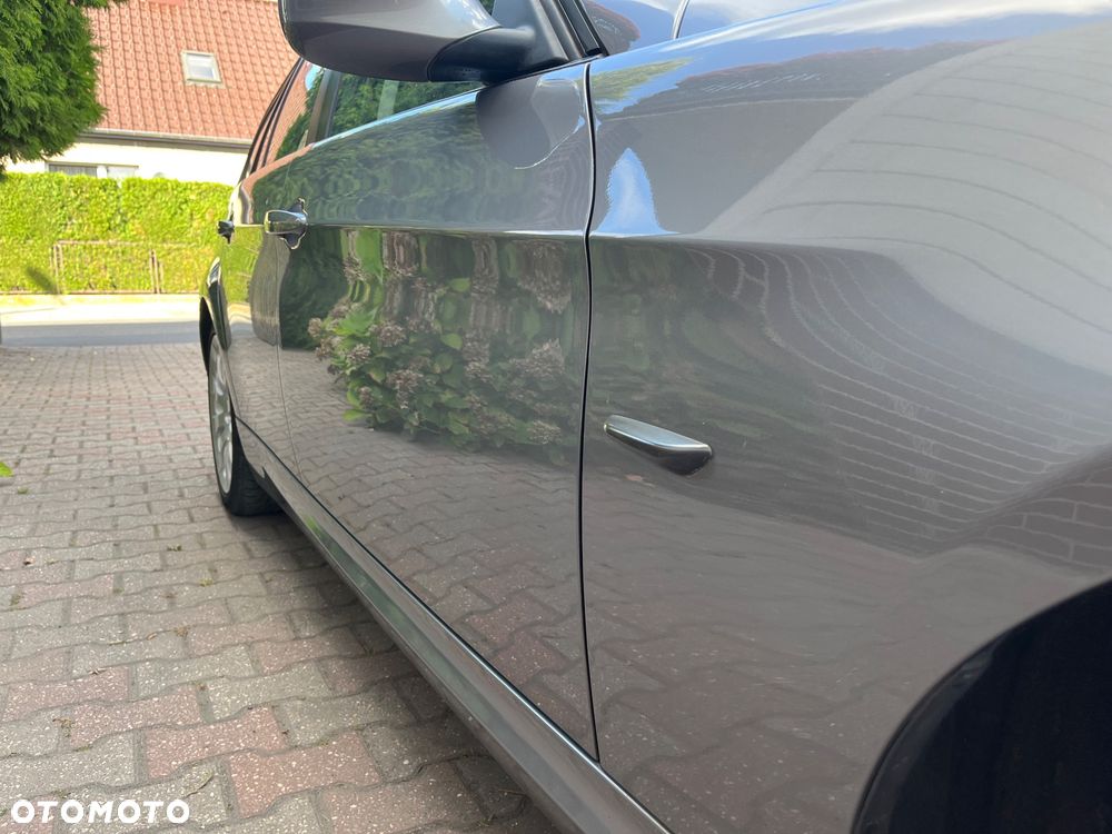 BMW 320I 2009 photo 5