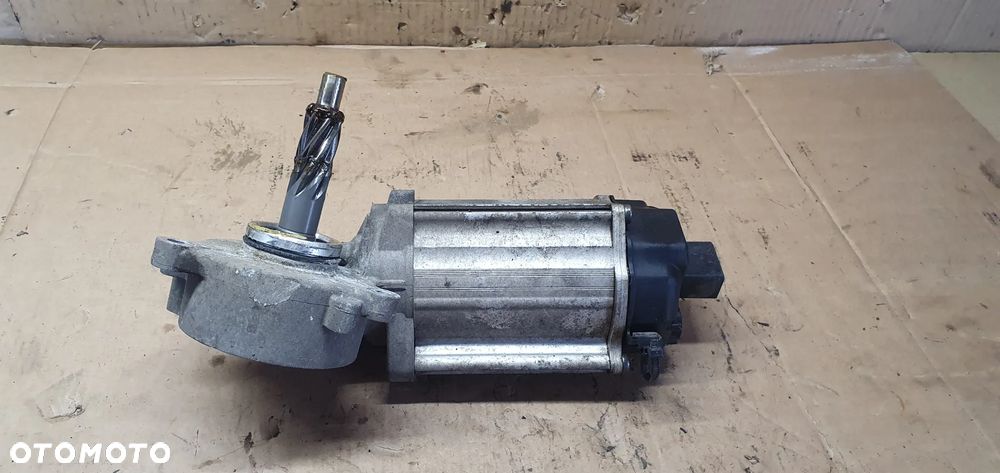 Silnik maglownicy przekładni kierowniczej Opel Zafira C 0273010201 - 2