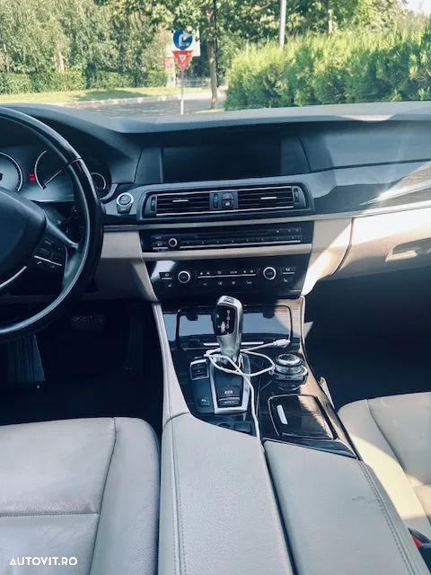 BMW Seria 5 520d - 7