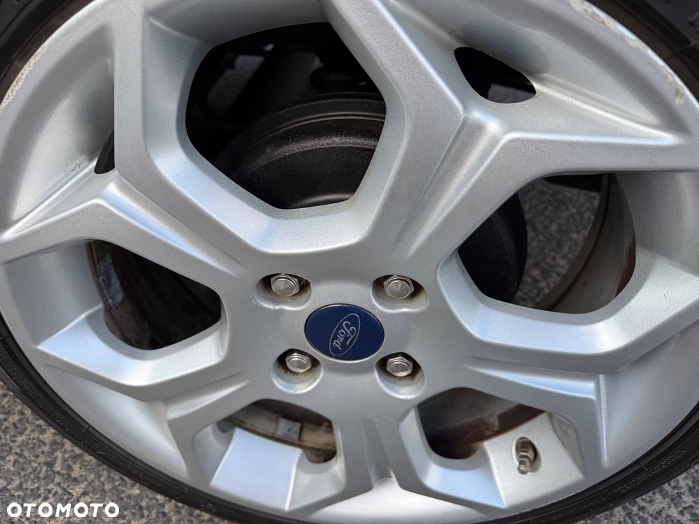 Ford Tourneo Courier 1.0 EcoBoost S&S Titanium - 25