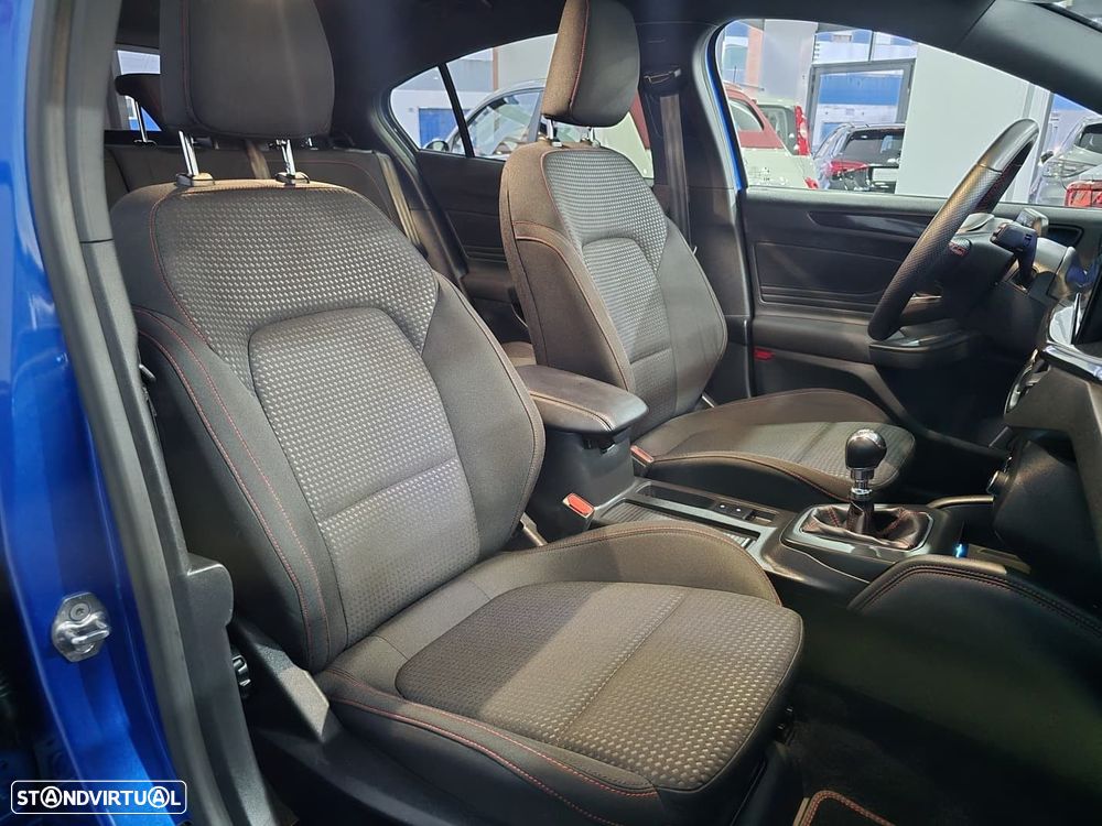 Ford Focus 1.0 EcoBoost MHEV ST-Line - 14
