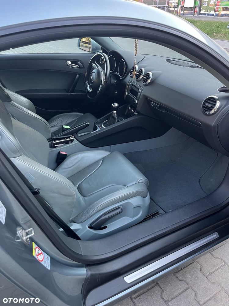 Audi TT Coupé - 10
