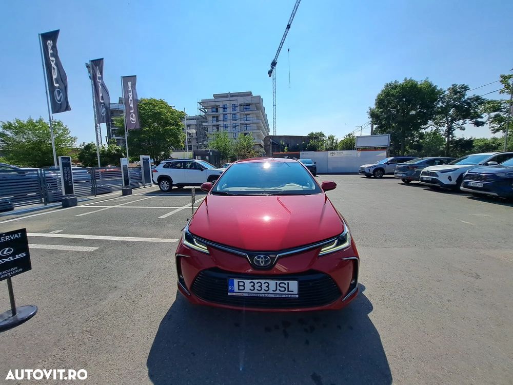 Toyota Corolla - 1