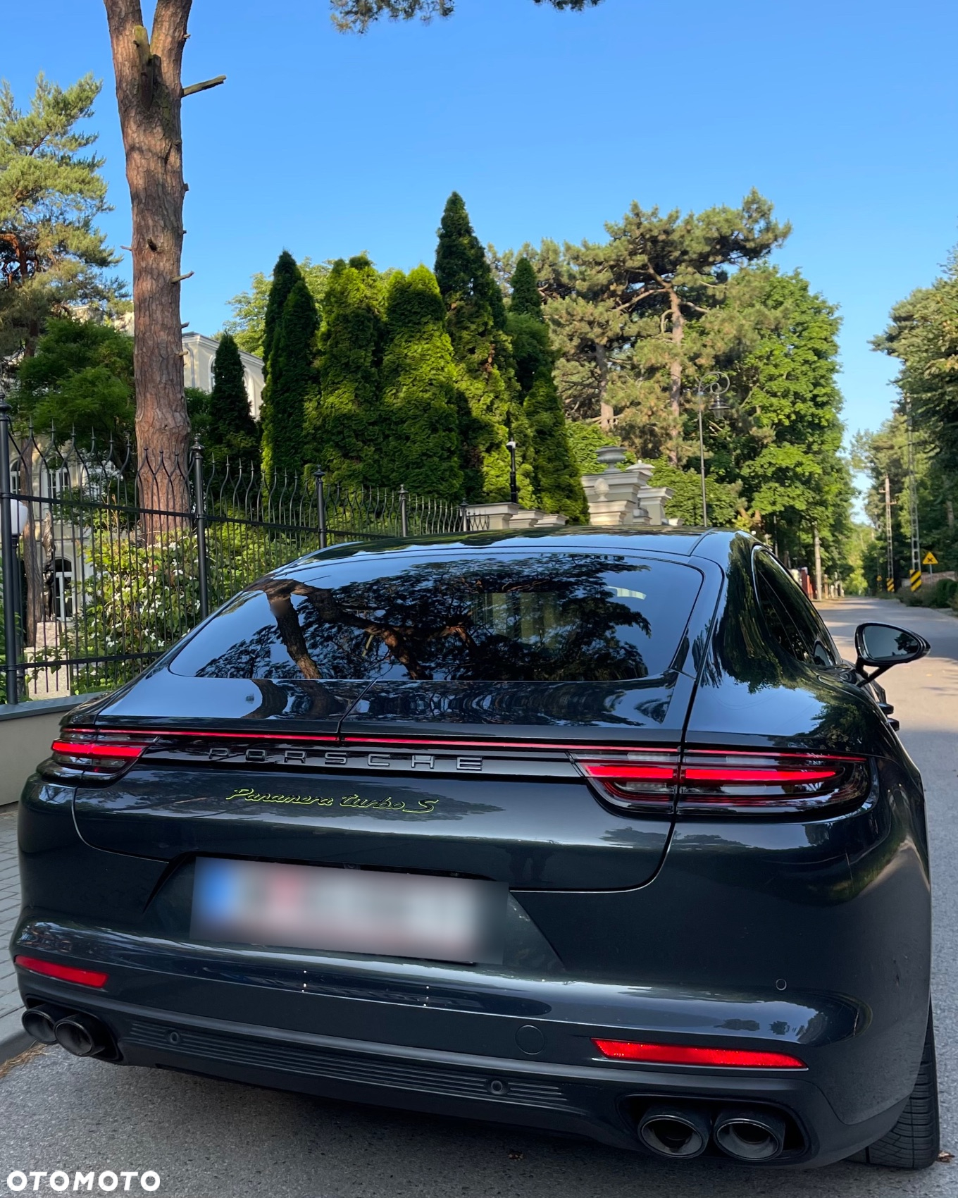 Porsche Panamera Turbo S e-Hybrid - 28