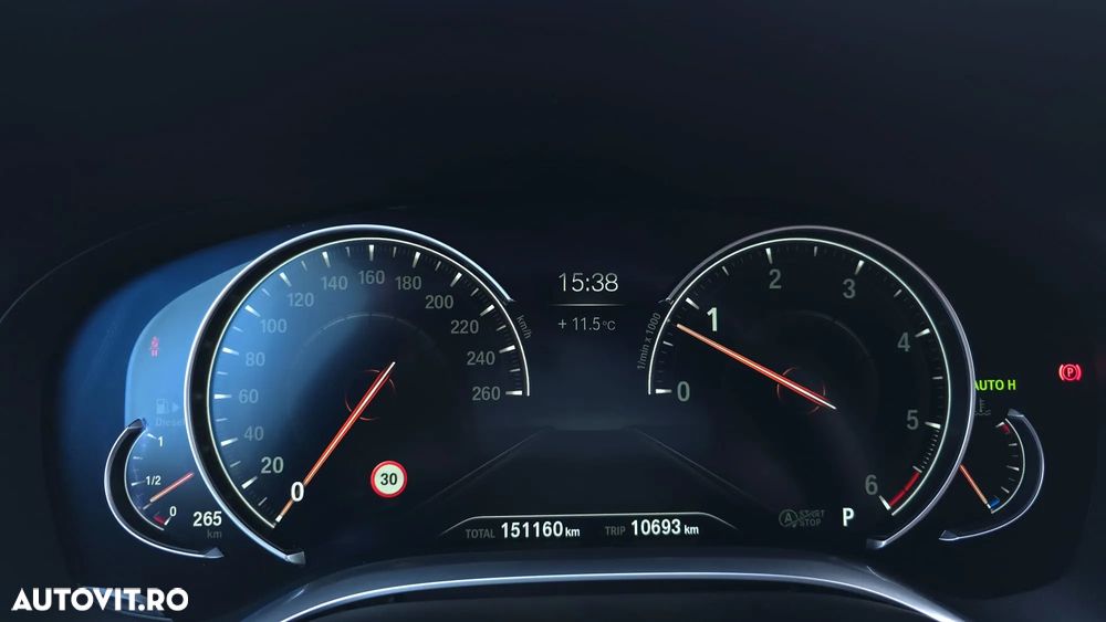 BMW Seria 7 730d xDrive - 15