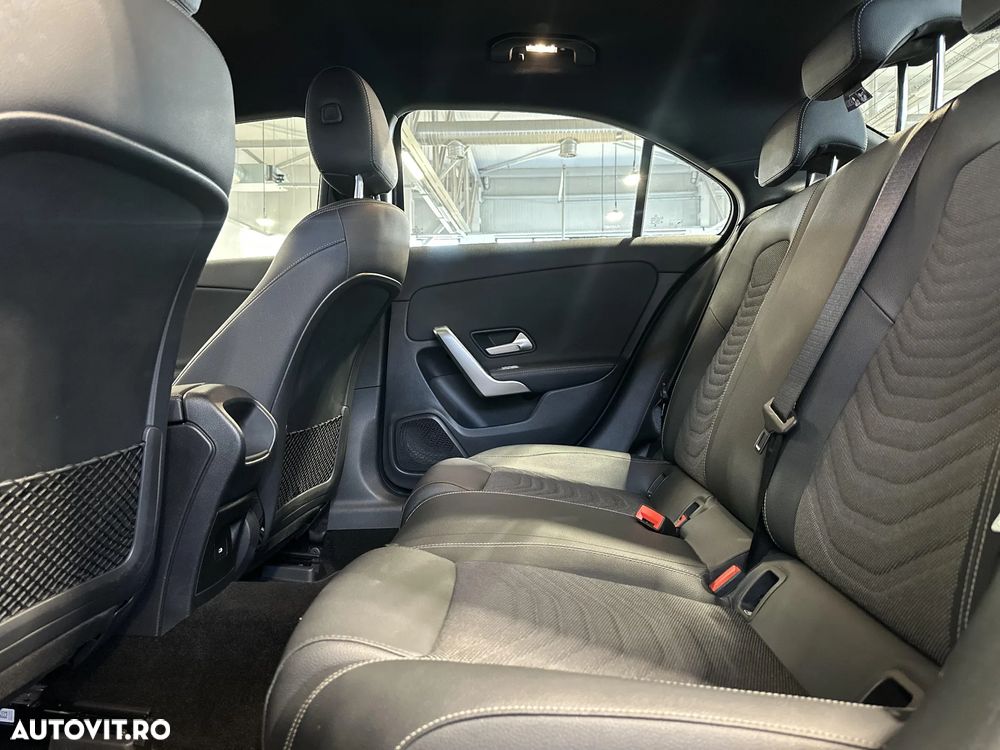 Mercedes-Benz A 180 MHEV 7G-DCT - 12