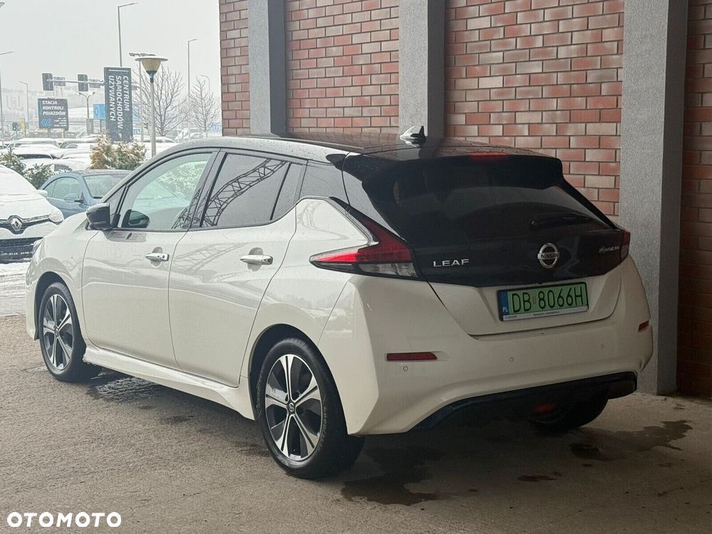 Nissan Leaf 40kWh N-Connecta - 6