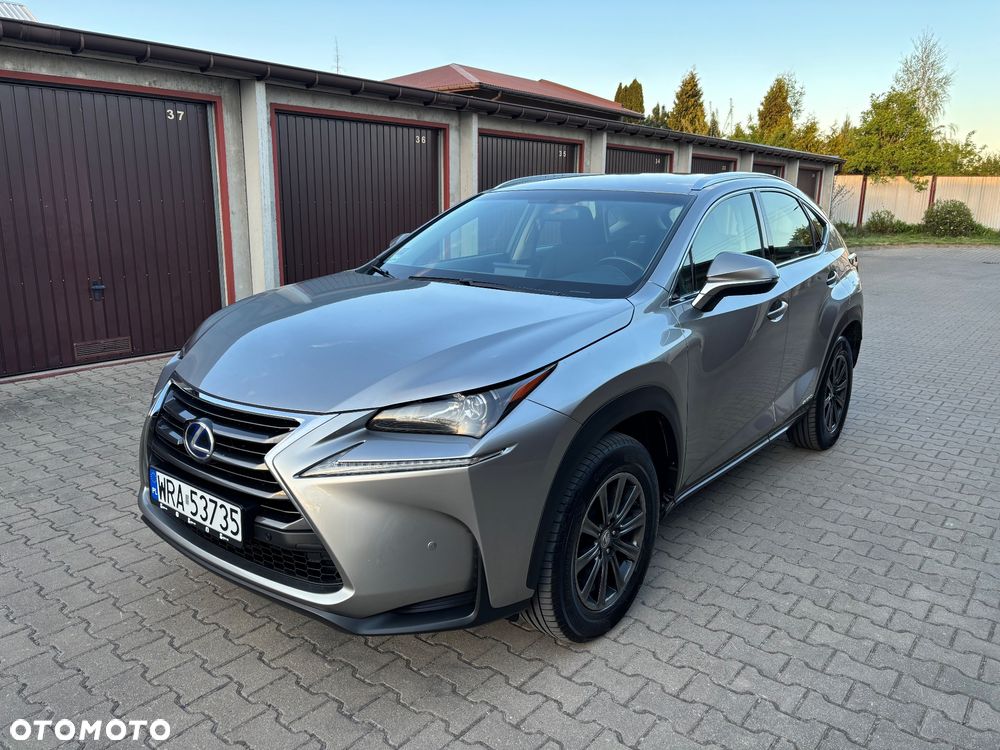 Lexus NX - 1