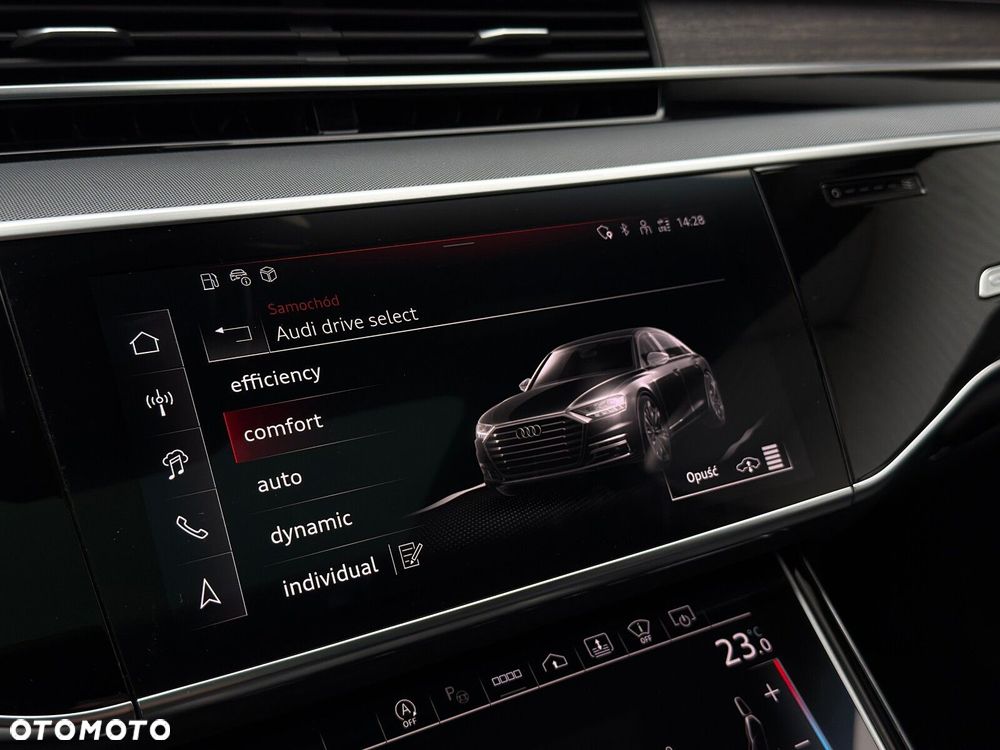 Audi A8 - 35