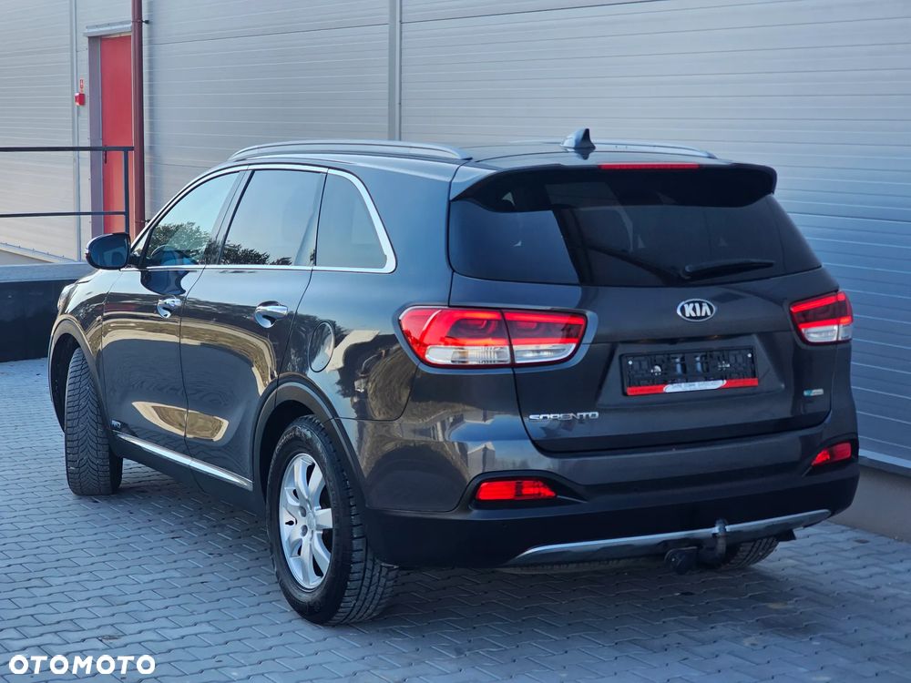 Kia Sorento 2.2 CRDi AWD Edition 7 - 10