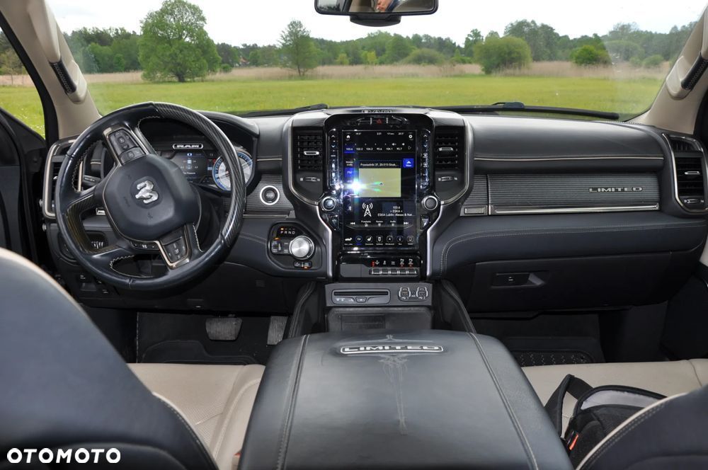Dodge RAM - 17