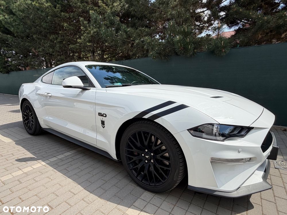 Ford Mustang 5.0 V8 GT - 2