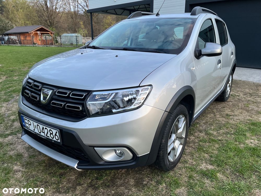 Dacia Sandero TCe 90 Laureate - 4