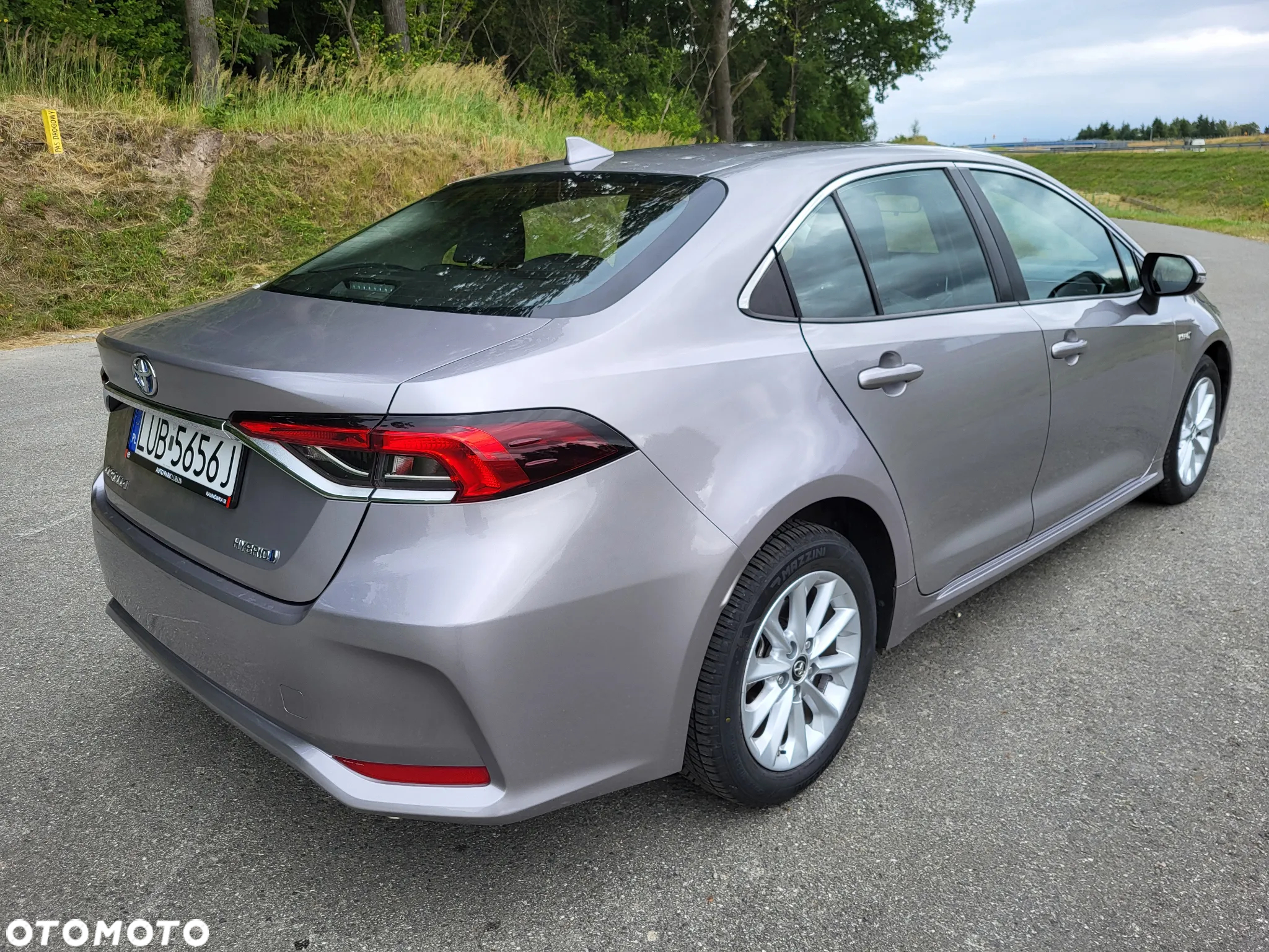 Toyota Corolla 1.8 Hybrid Comfort - 5