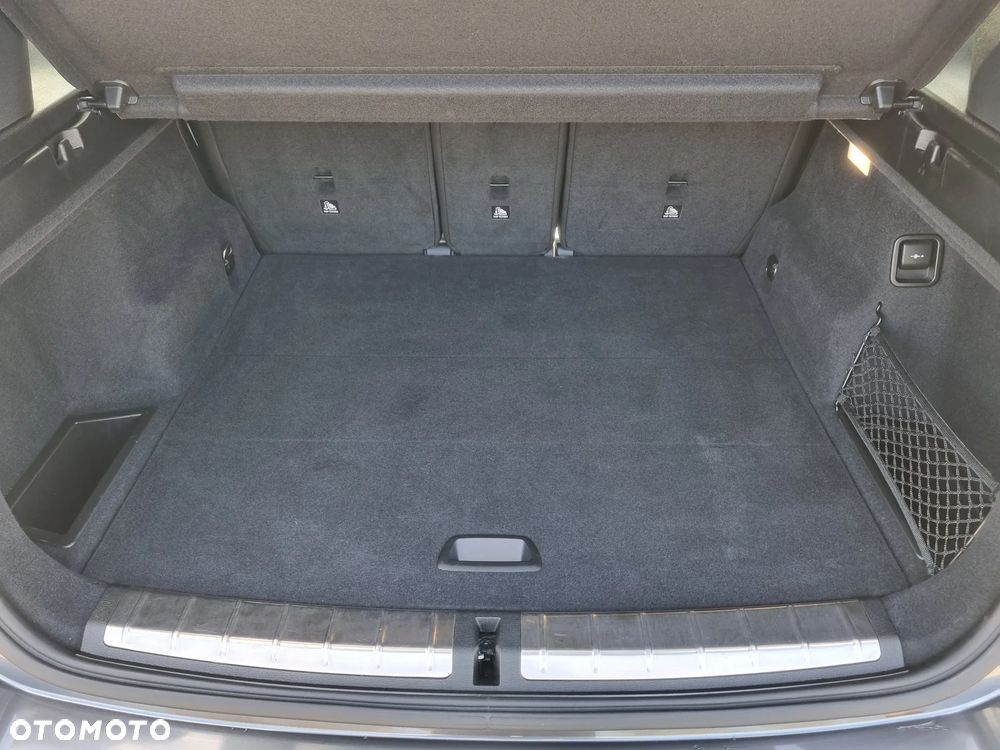 BMW X1 xDrive25i xLine - 17
