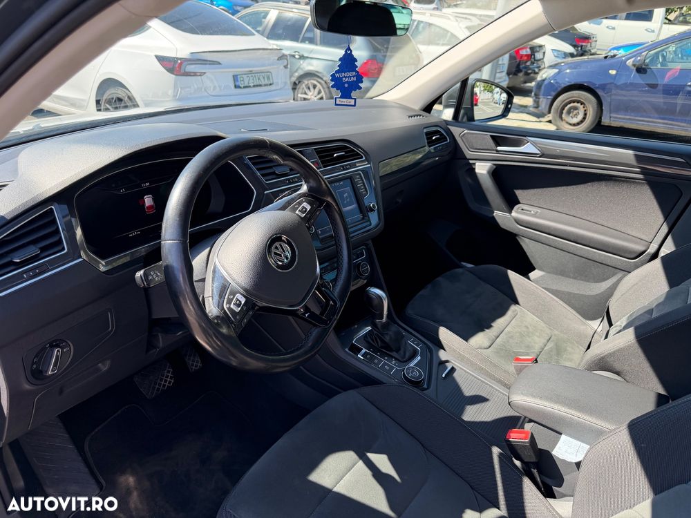 Volkswagen Tiguan - 8