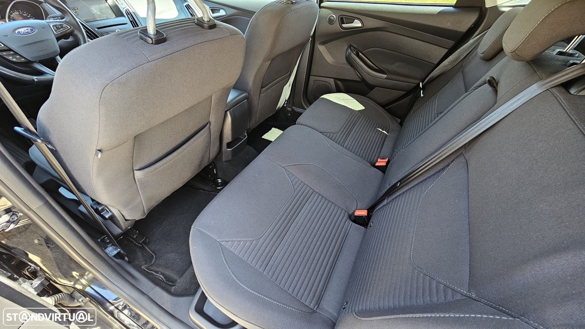 Ford Focus 1.5 TDCi Titanium - 21