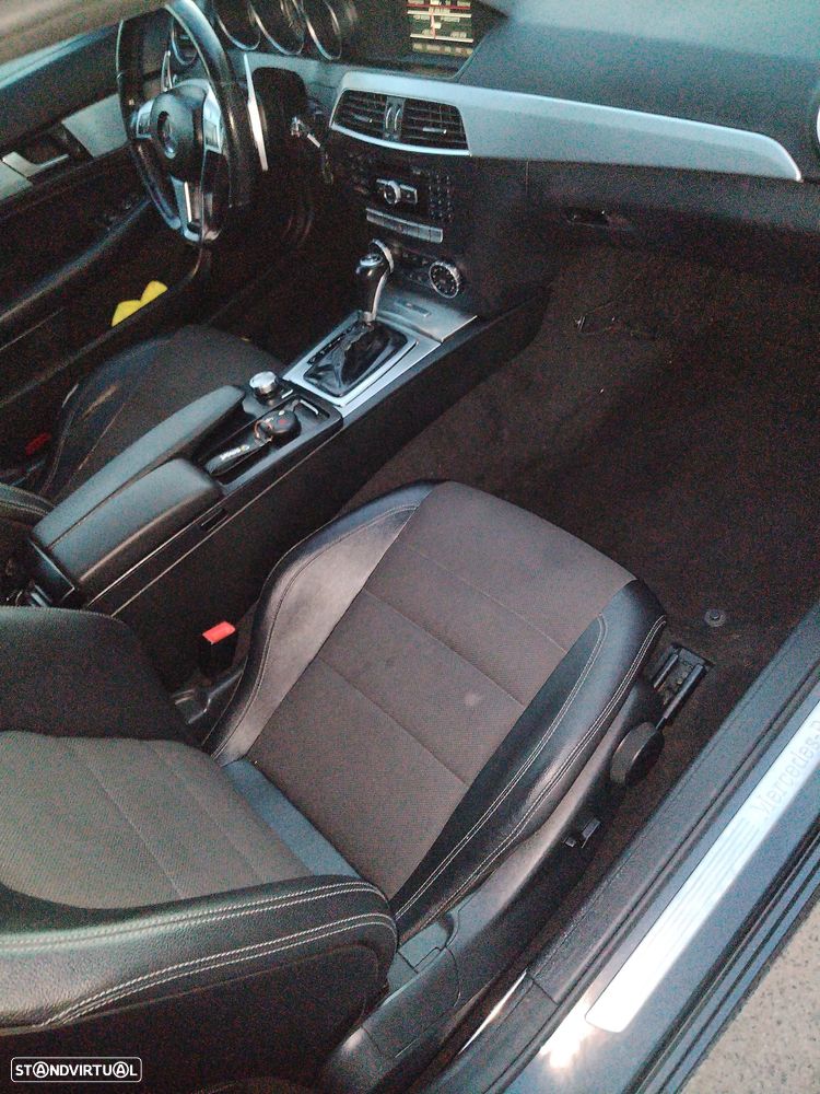 Mercedes-Benz C 220 - 6