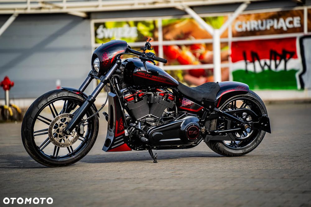 Harley-Davidson FXSB Breakout - 13