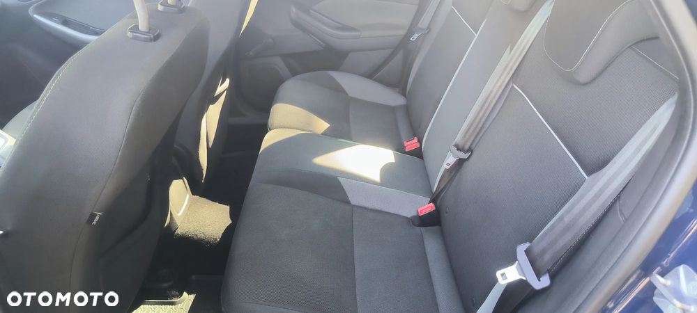 Ford Focus 1.6 Trend - 15