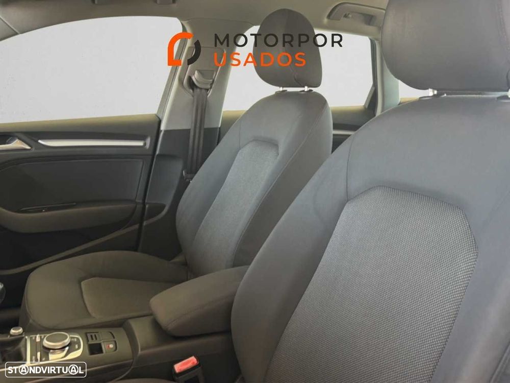 Audi A3 Sportback 1.6 TDI Attraction - 10