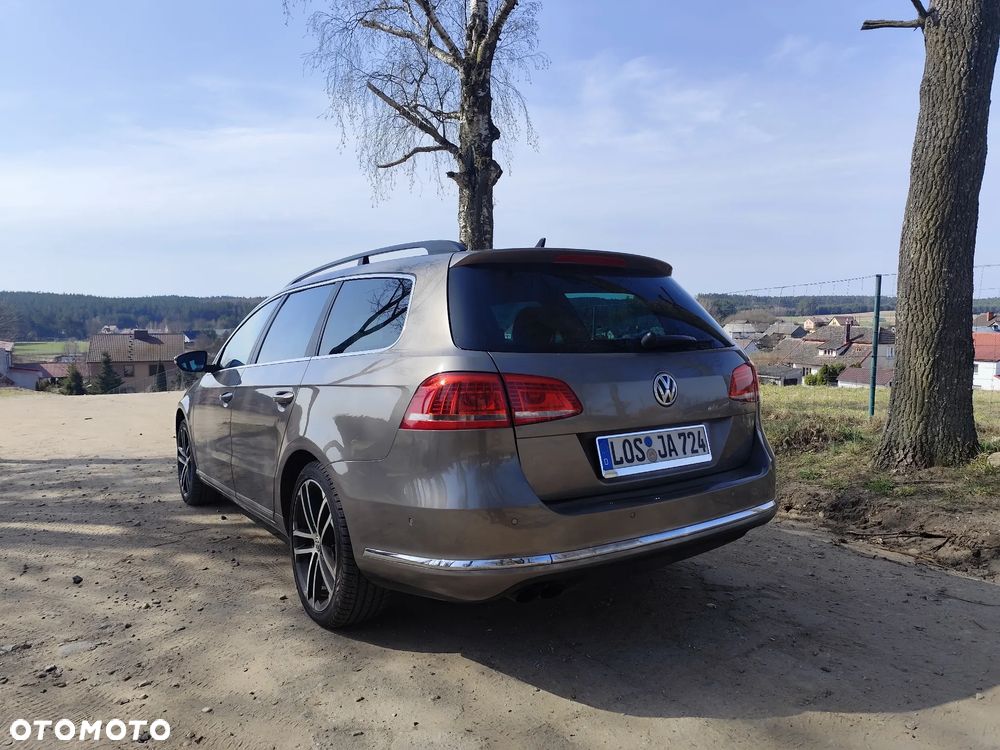 Volkswagen Passat 2.0 TDI Sportline DSG - 12