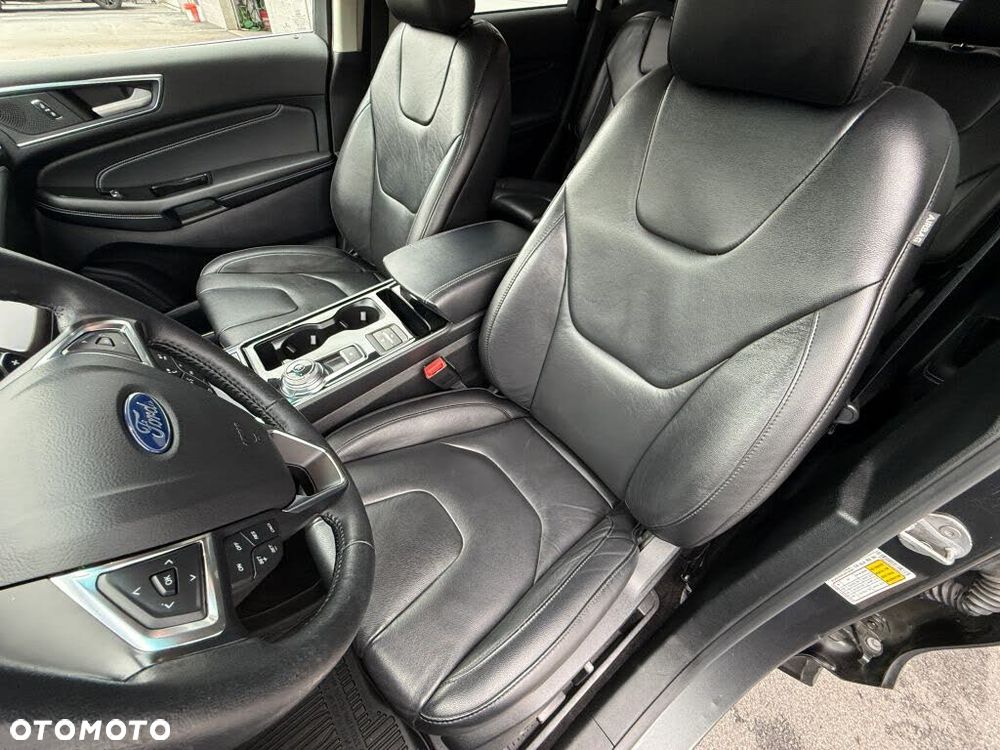 Ford Edge - 9