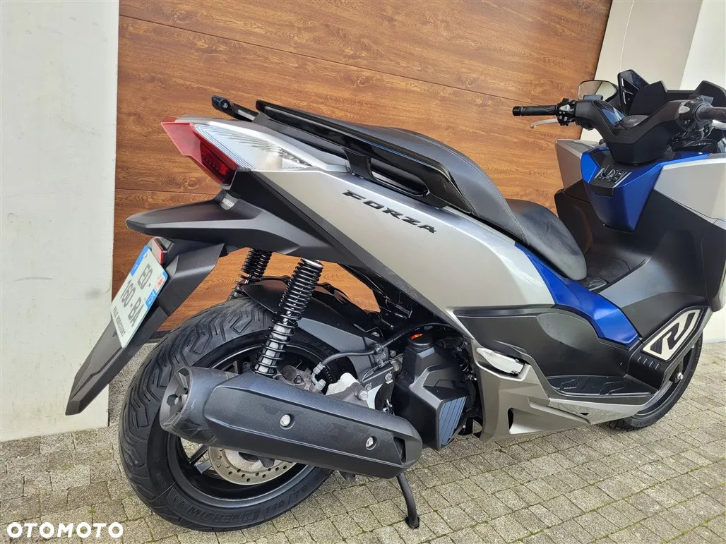 Honda NSS - 30