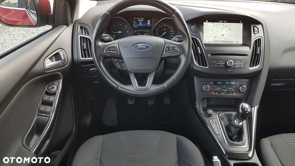 Ford Focus 1.5 EcoBlue Start-Stopp-System TITANIUM STYLE - 13