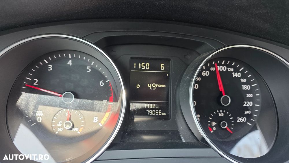Volkswagen Jetta 1.2 TSI Comfortline - 29