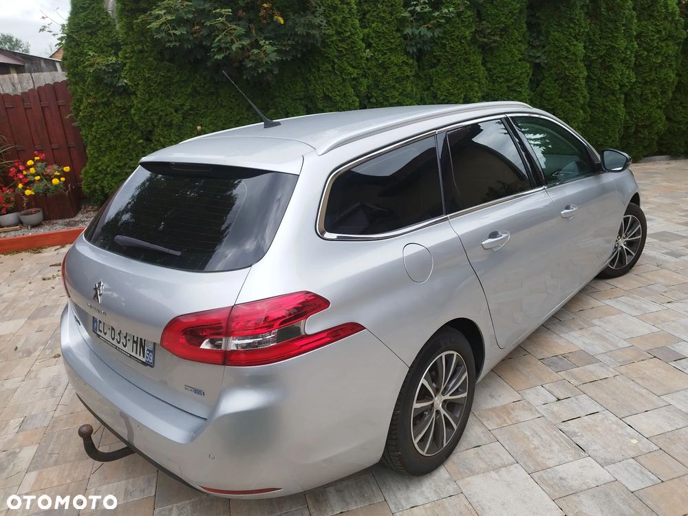 Peugeot 308 - 13