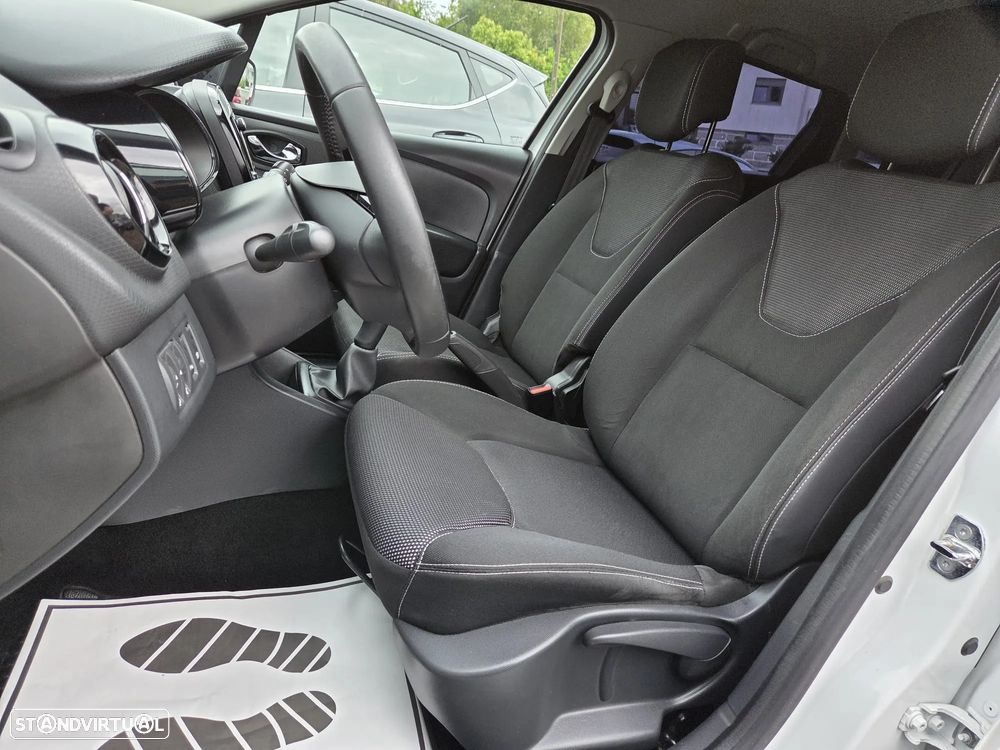 Renault Clio Sport Tourer Energy dCi 90 Business - 13