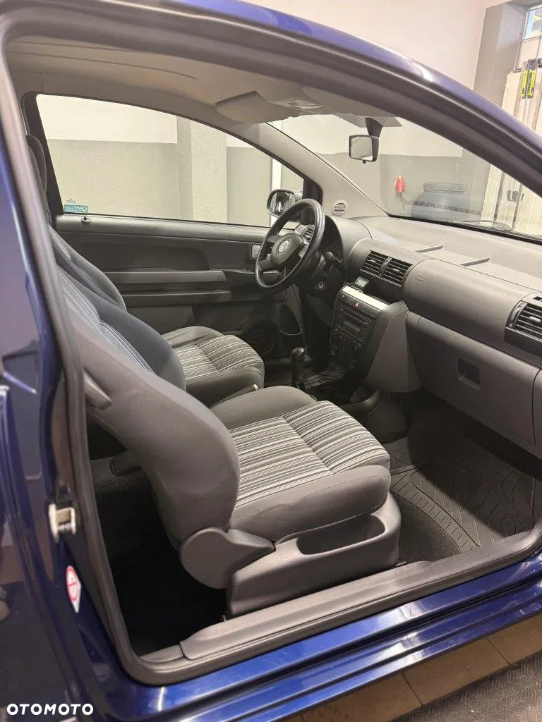 Volkswagen Fox 1.4 - 11
